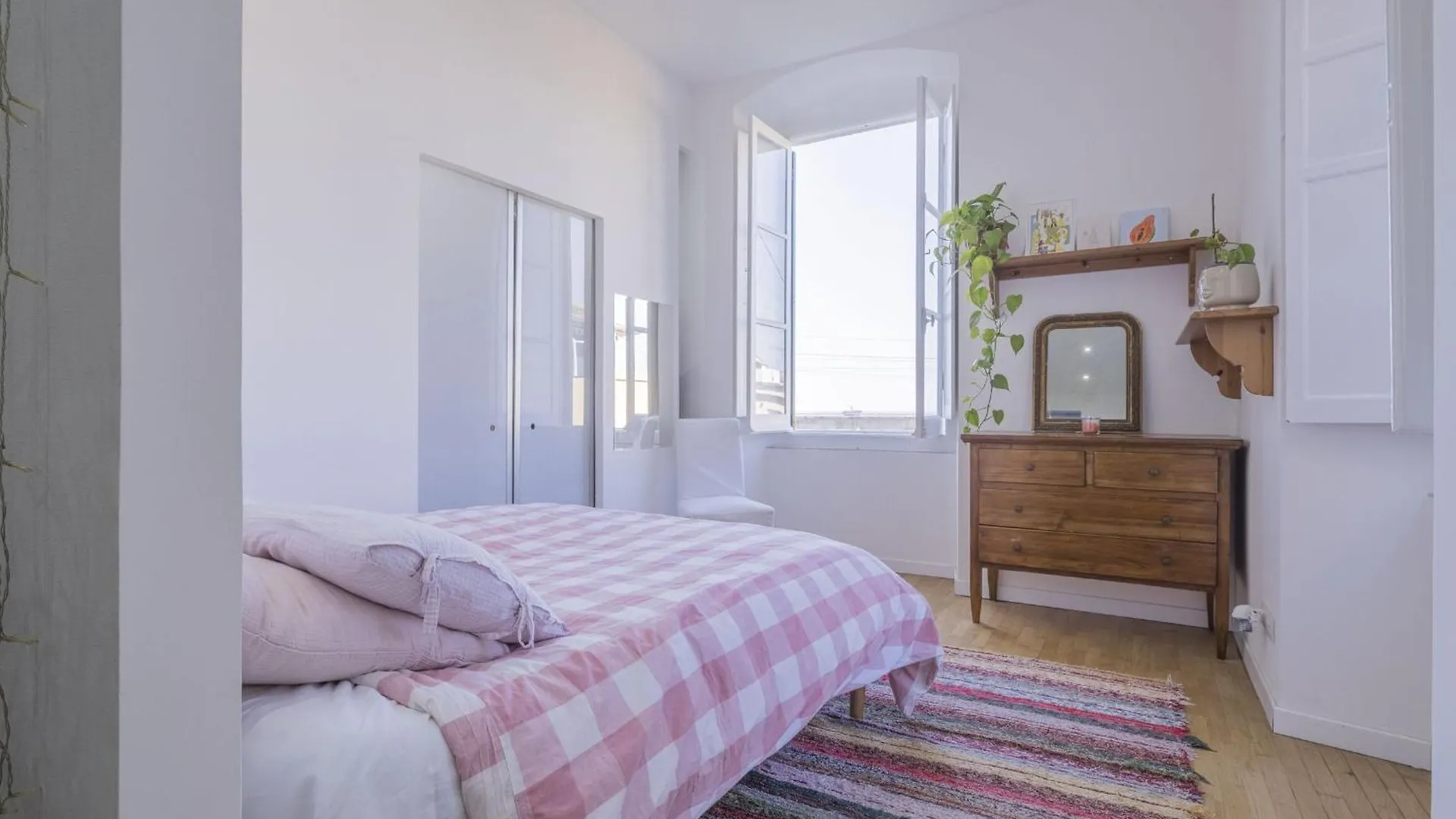 Central Cozy Nest With Parking, Bogliasco