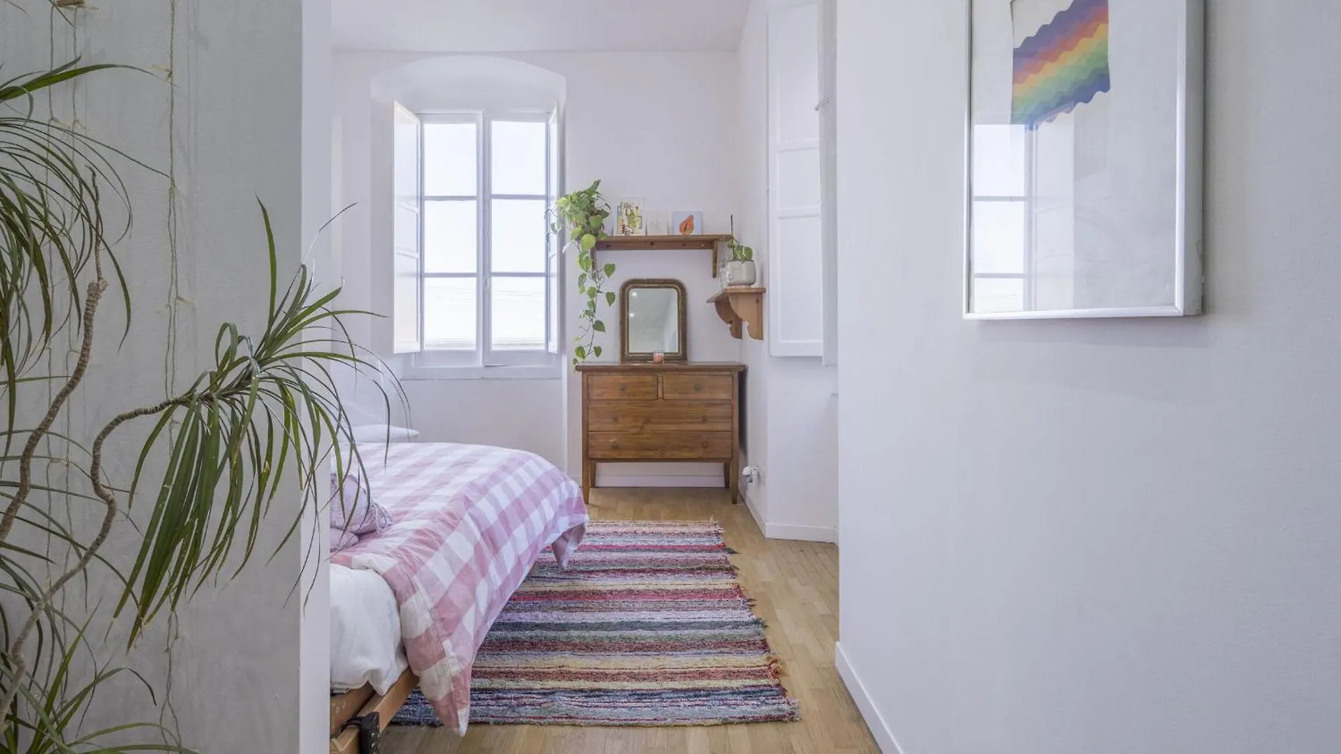 Apartment Central Cozy Nest With Parking, Bogliasco Italy