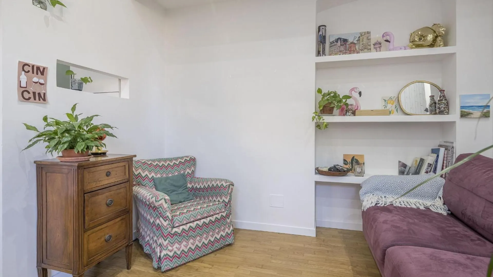 Apartment Central Cozy Nest With Parking, Bogliasco